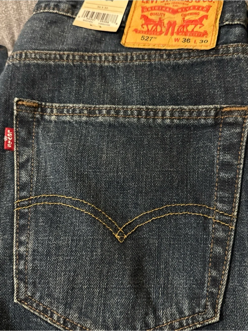 Men’s Levi’s 36x30 slim bootcut NWT